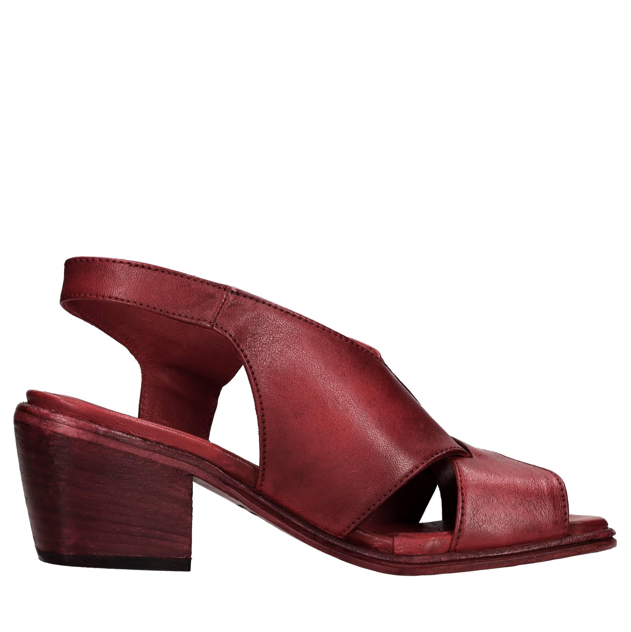 Sandali in pelle 