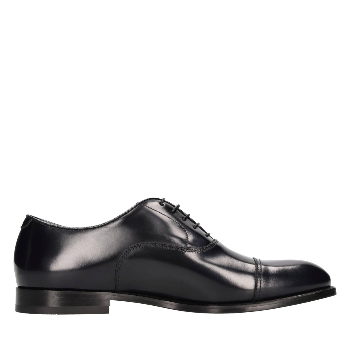 Stringate in pelle 
