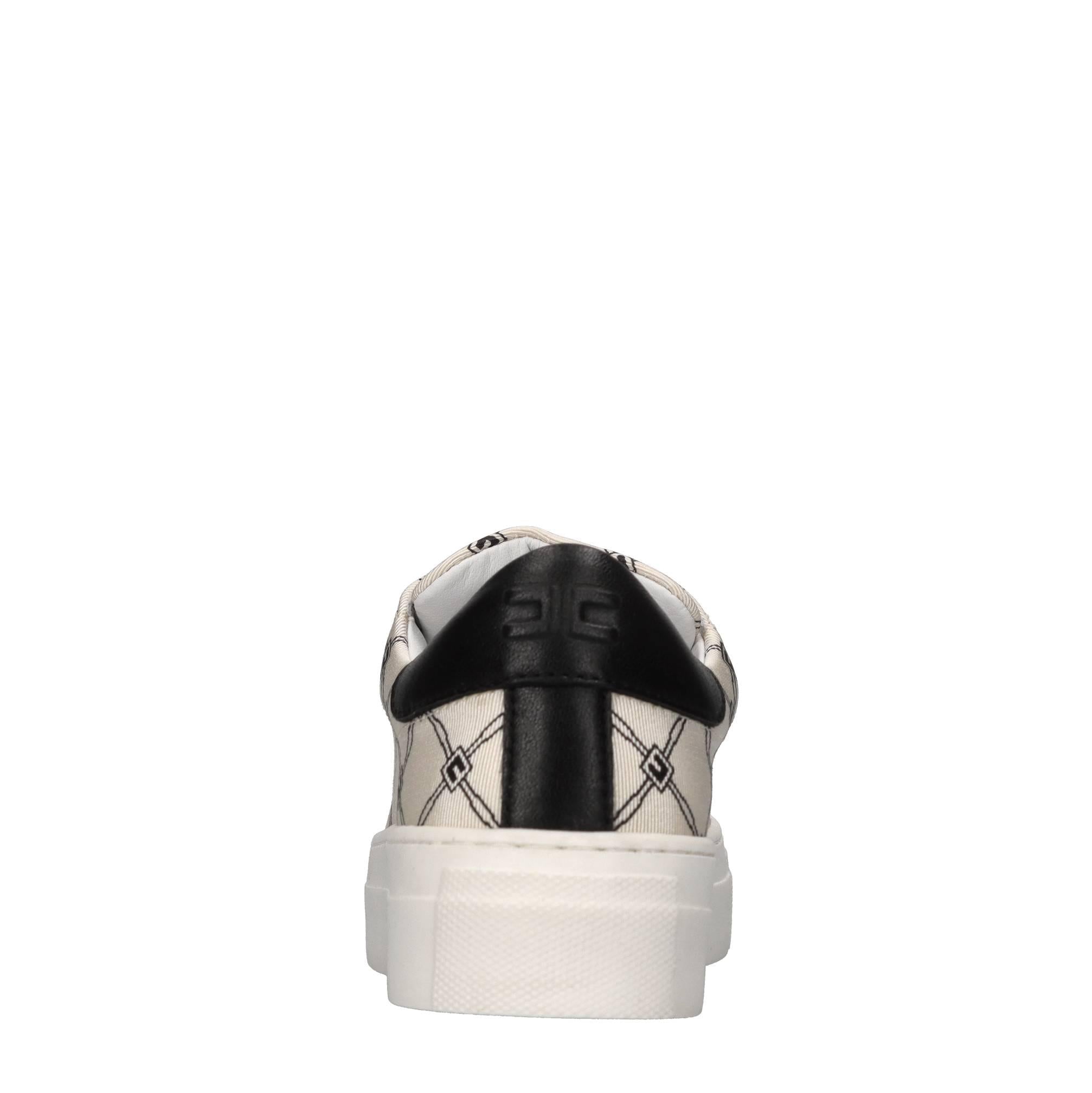 Sneakers in pelle e tessuto 