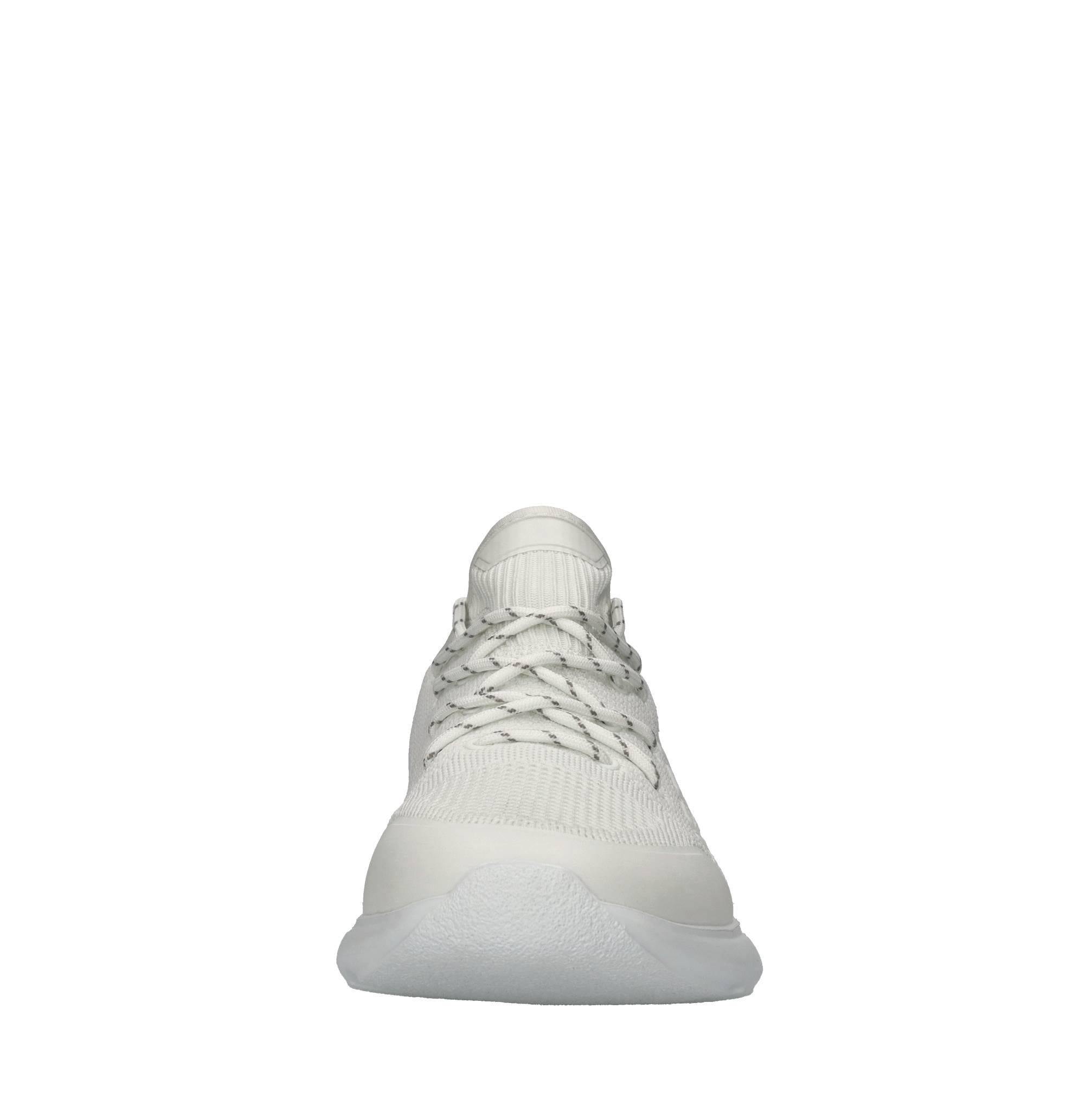 Sneakers in tessuto 