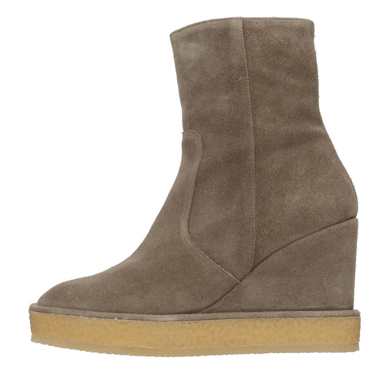 Stivaletti con zeppa modello BRELIA in camoscio 