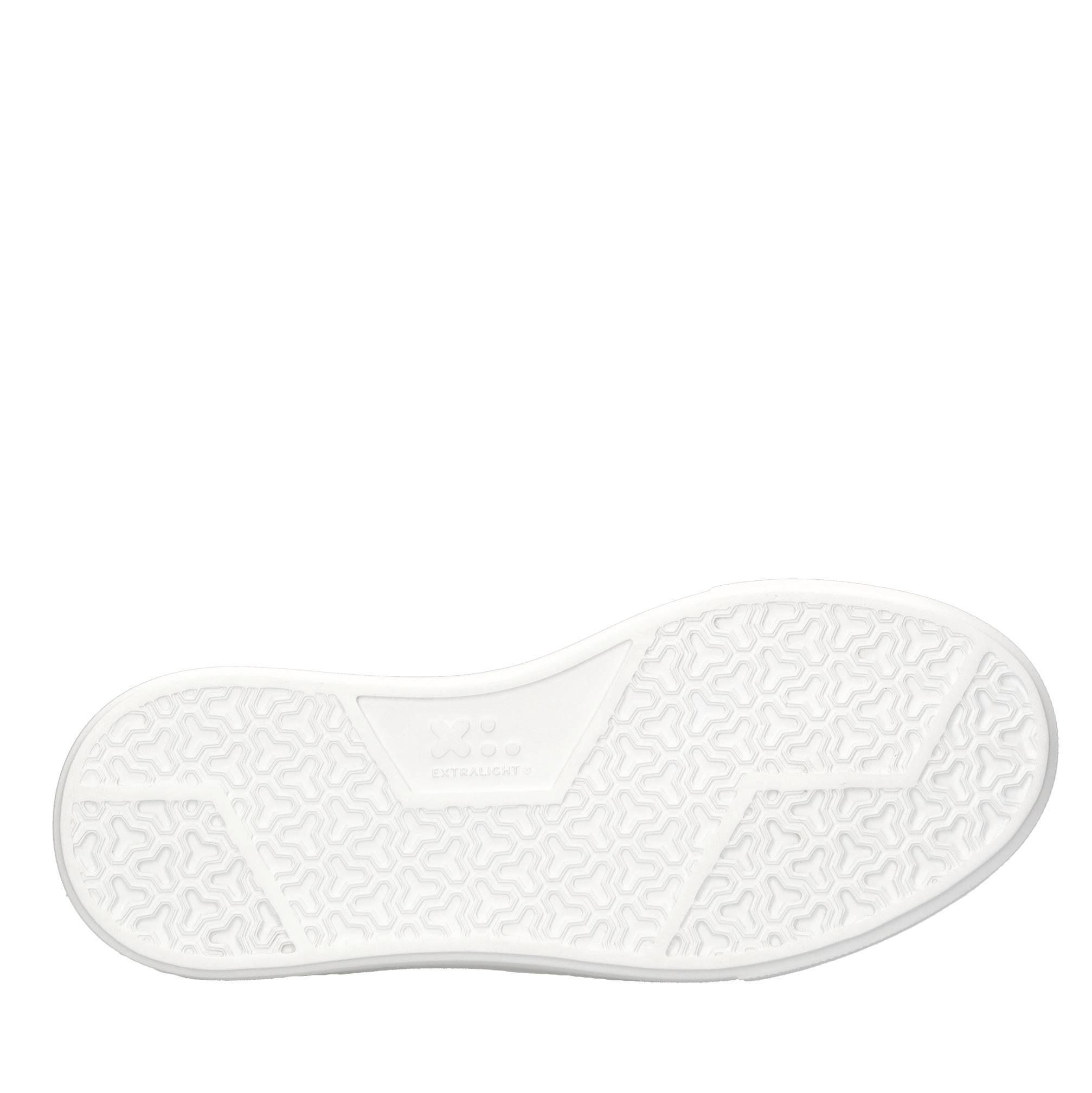 Sneakers modello SFERA in pelle e tessuto 