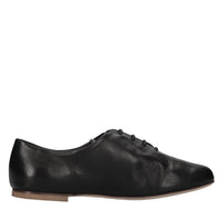 Stringate in pelle 