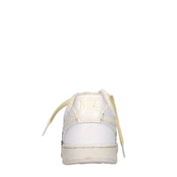 Sneakers in ecopelle e tessuto 
