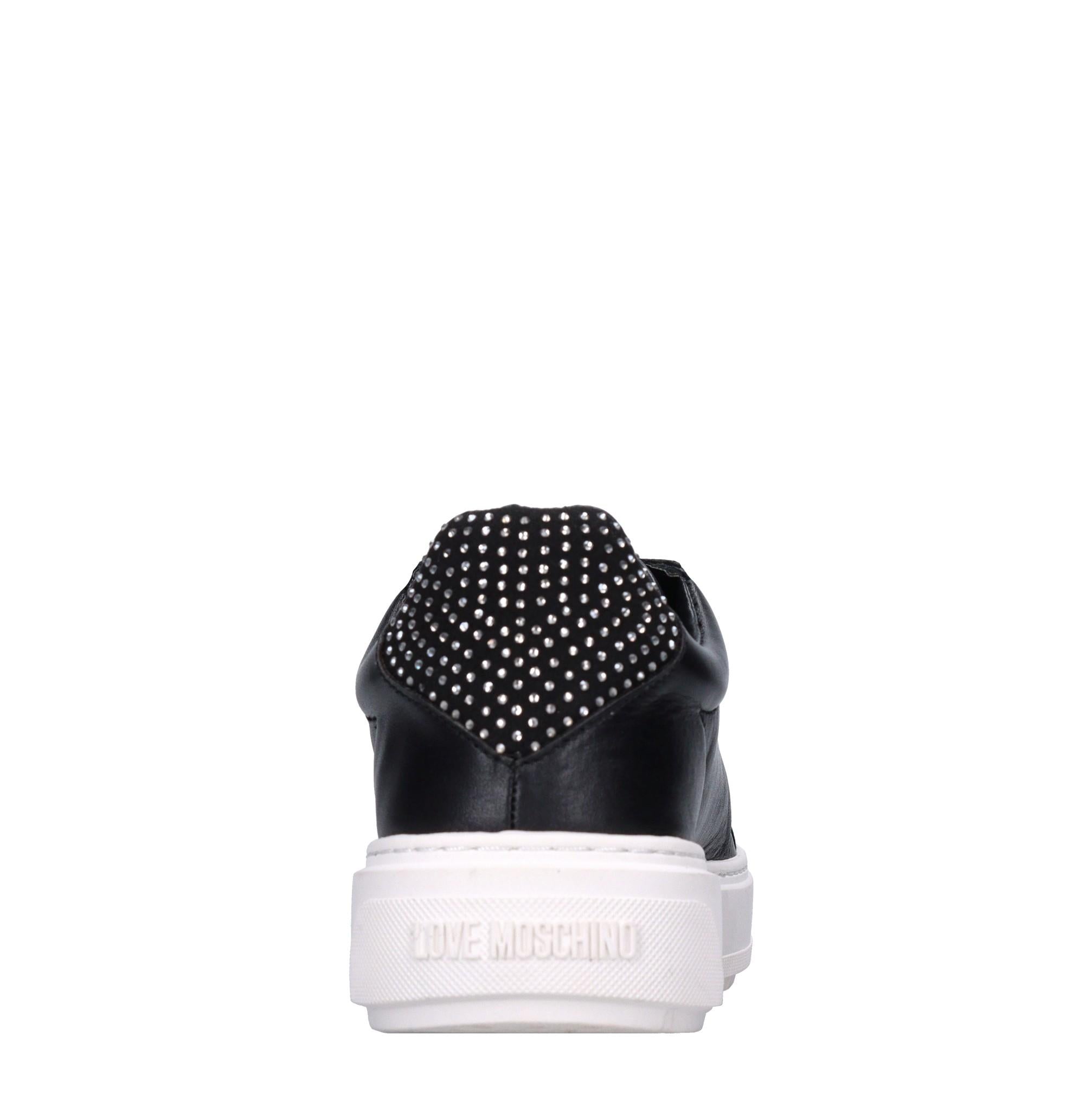 Sneakers in pelle, ecopelle e strass 
