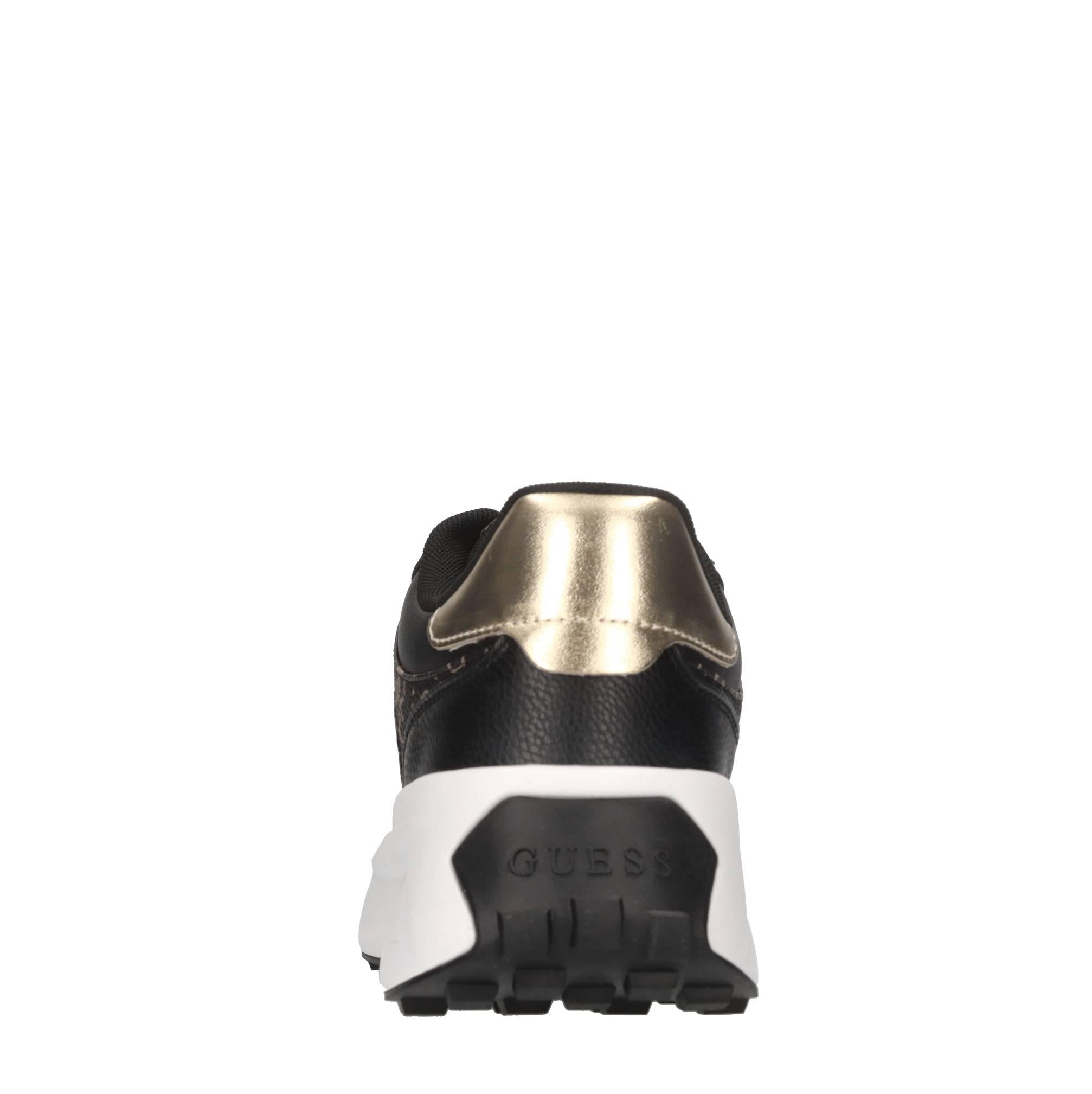 Sneakers in pelle ed ecopelle 