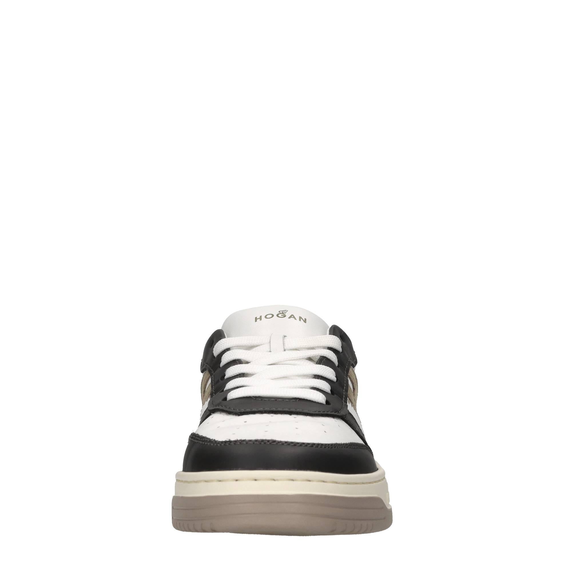 Sneakers in pelle 
