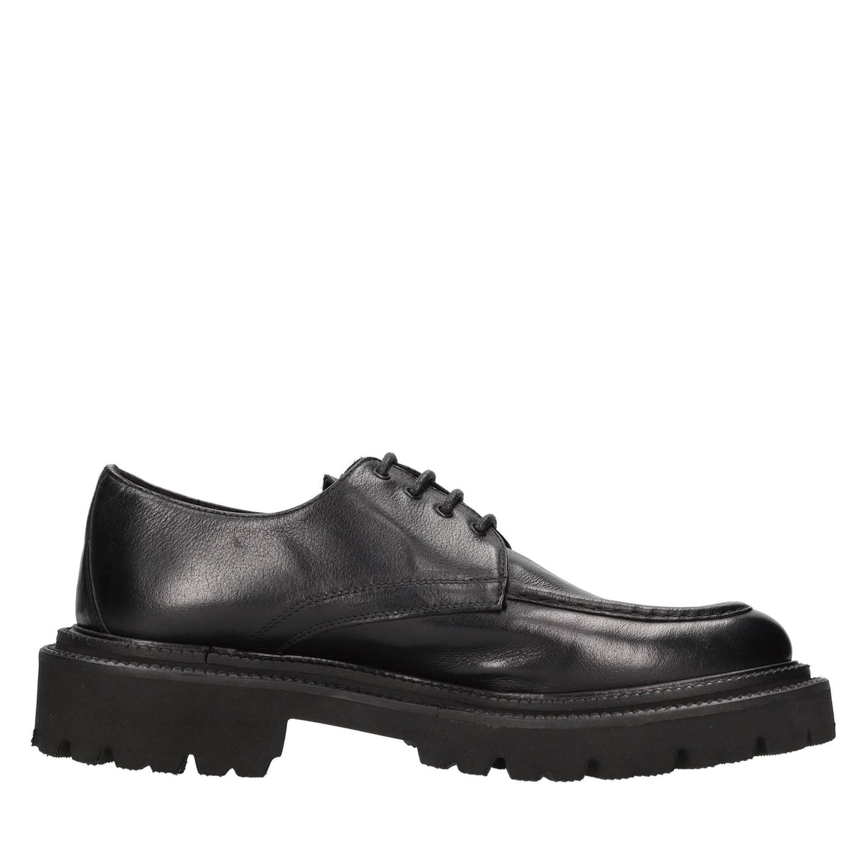 Stringate in pelle 