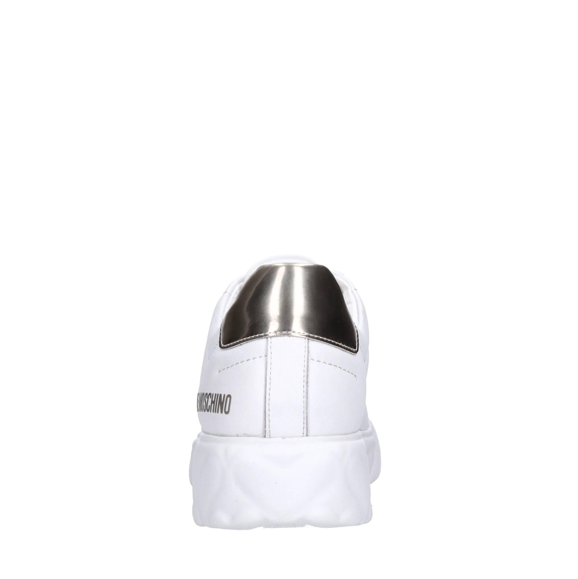 Sneakers in pelle 
