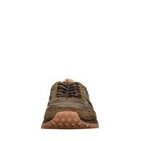 Sneakers in camoscio e tessuto 