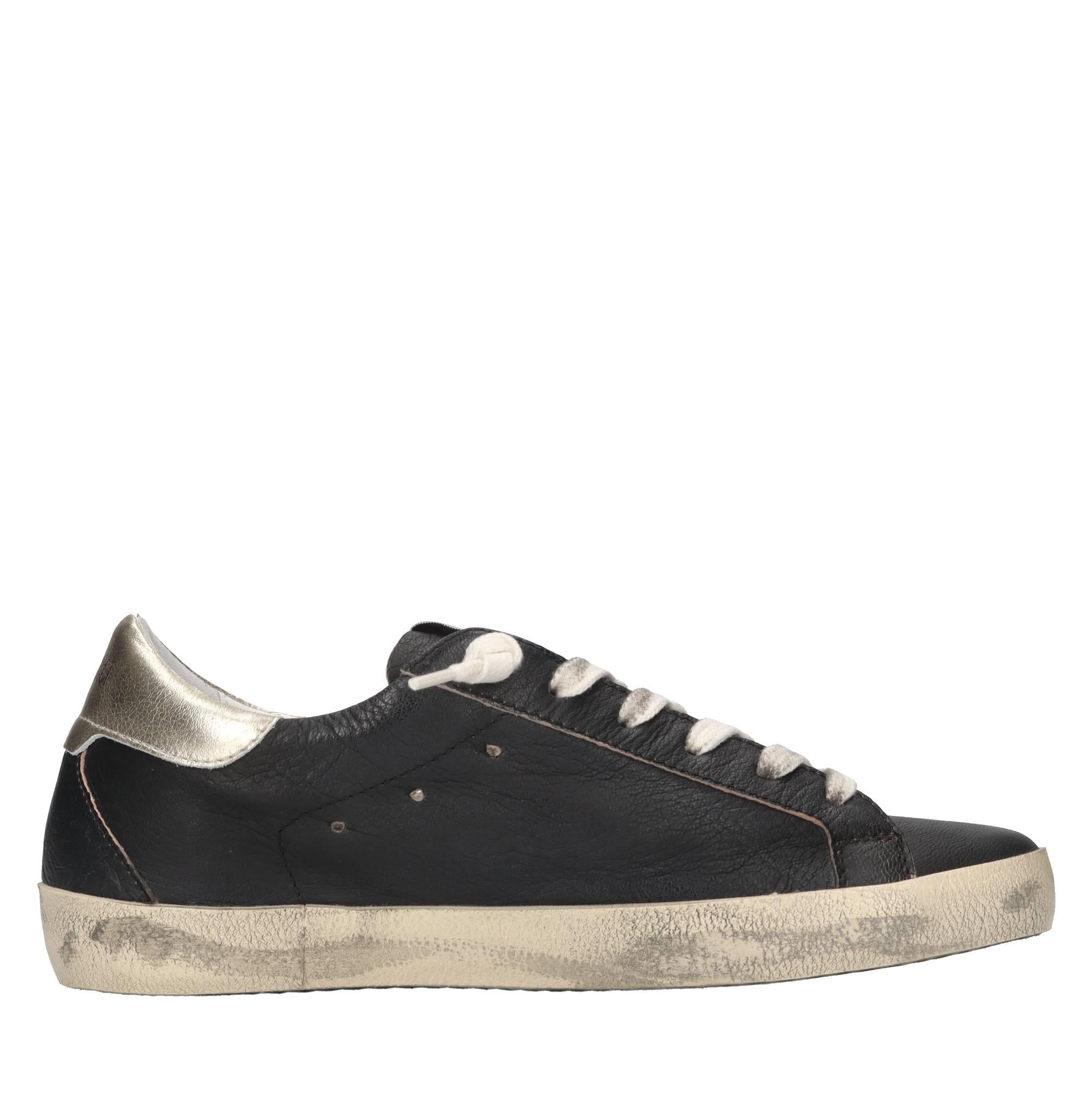 Sneakers in pelle 