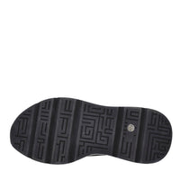 Sneakers in tessuto e camoscio 