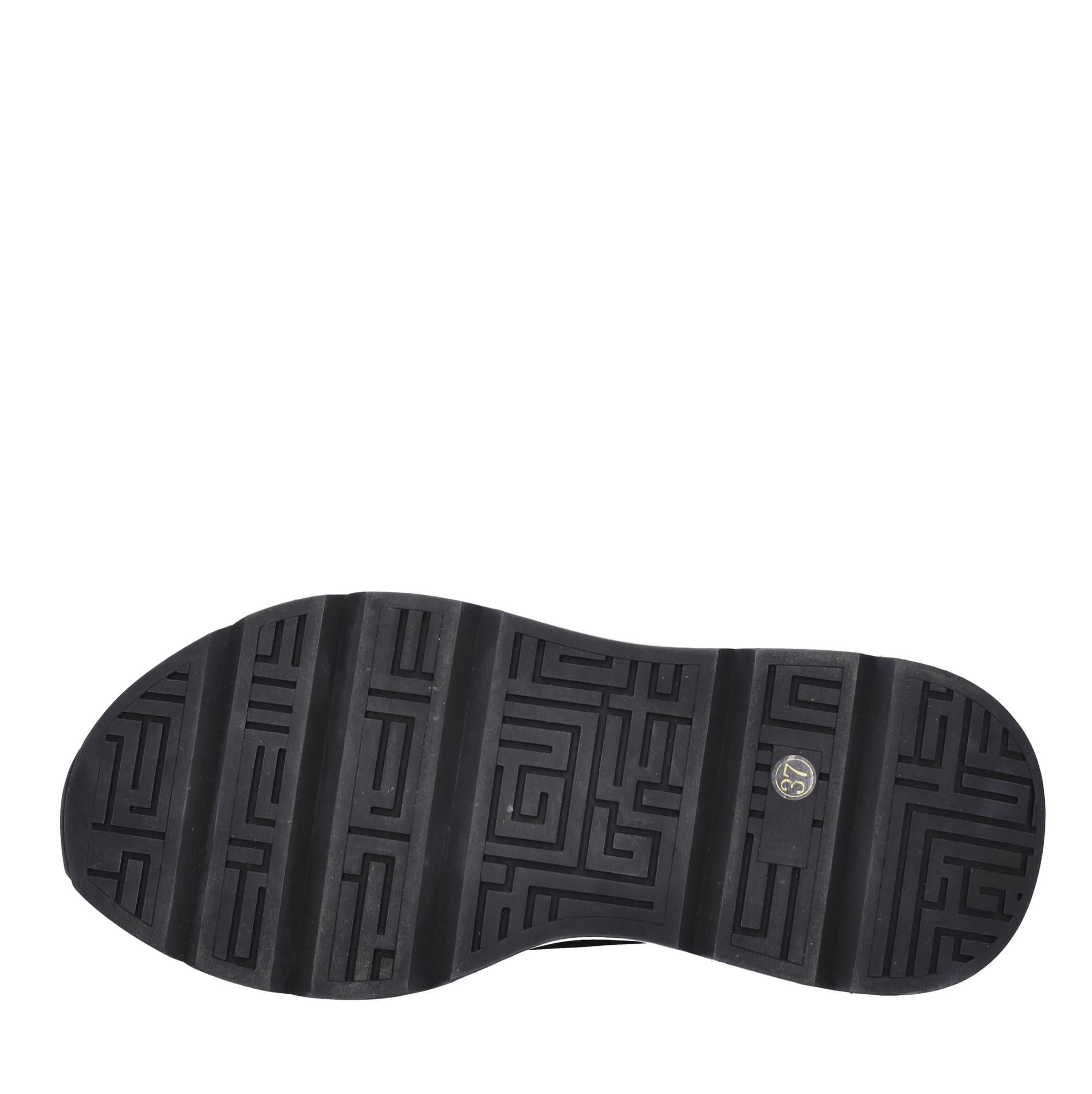 Sneakers in tessuto e camoscio 