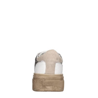 Sneakers in pelle e tessuto 