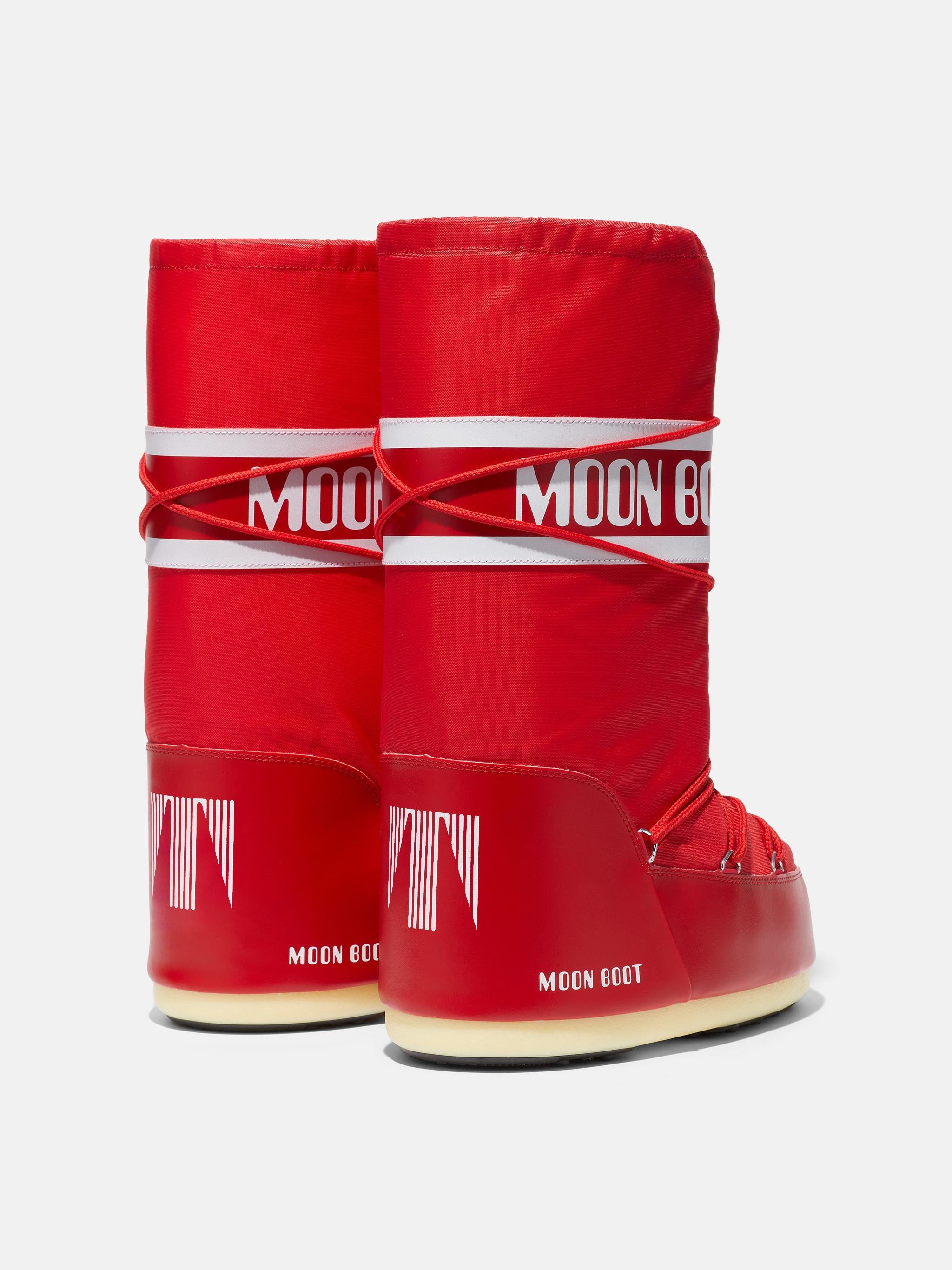 Stivali da neve modello ICON NYLON MOON BOOT in nylon tecnico idrorepellente 