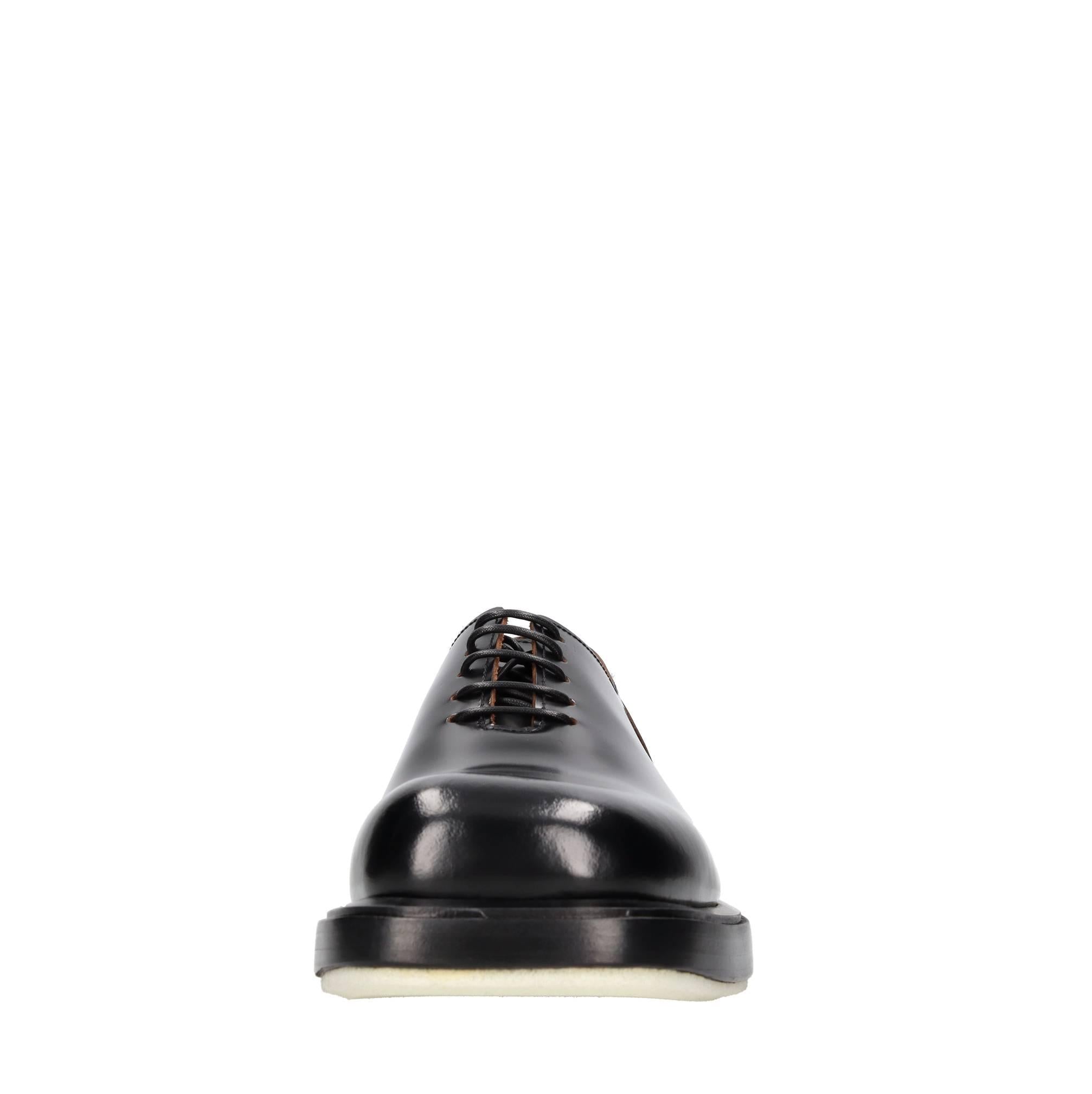 Stringate modello Sam in pelle 