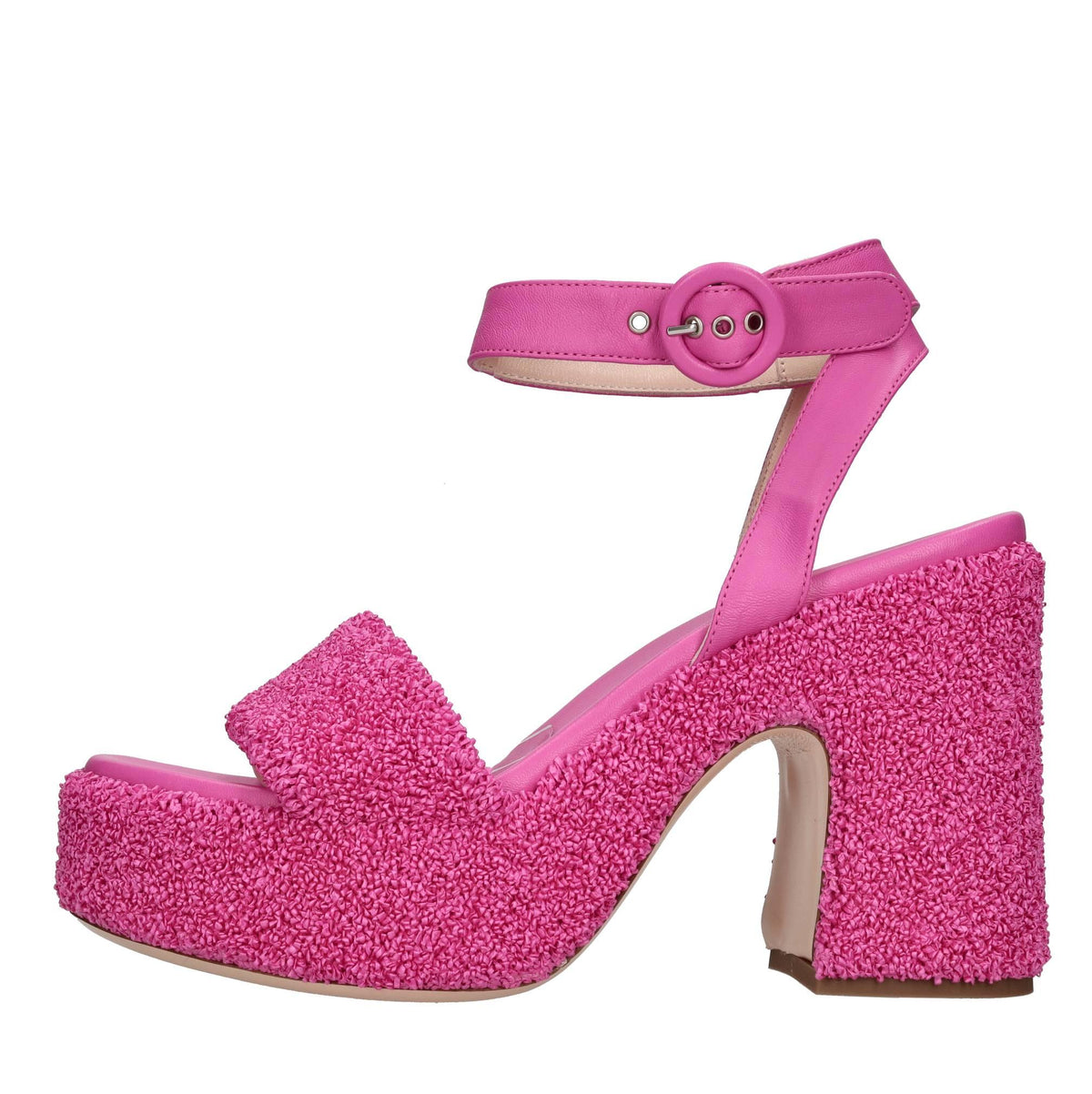 Sandali in pelle e rafia 