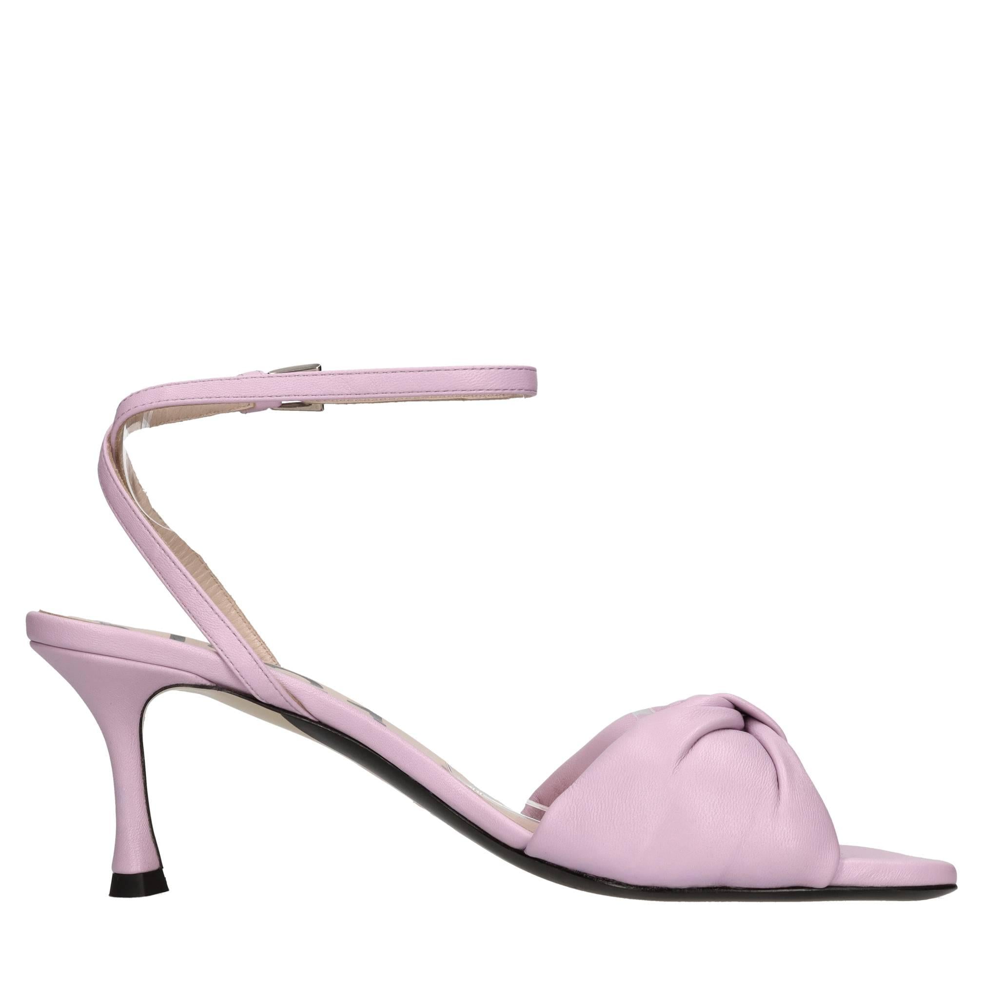 Sandali in pelle 