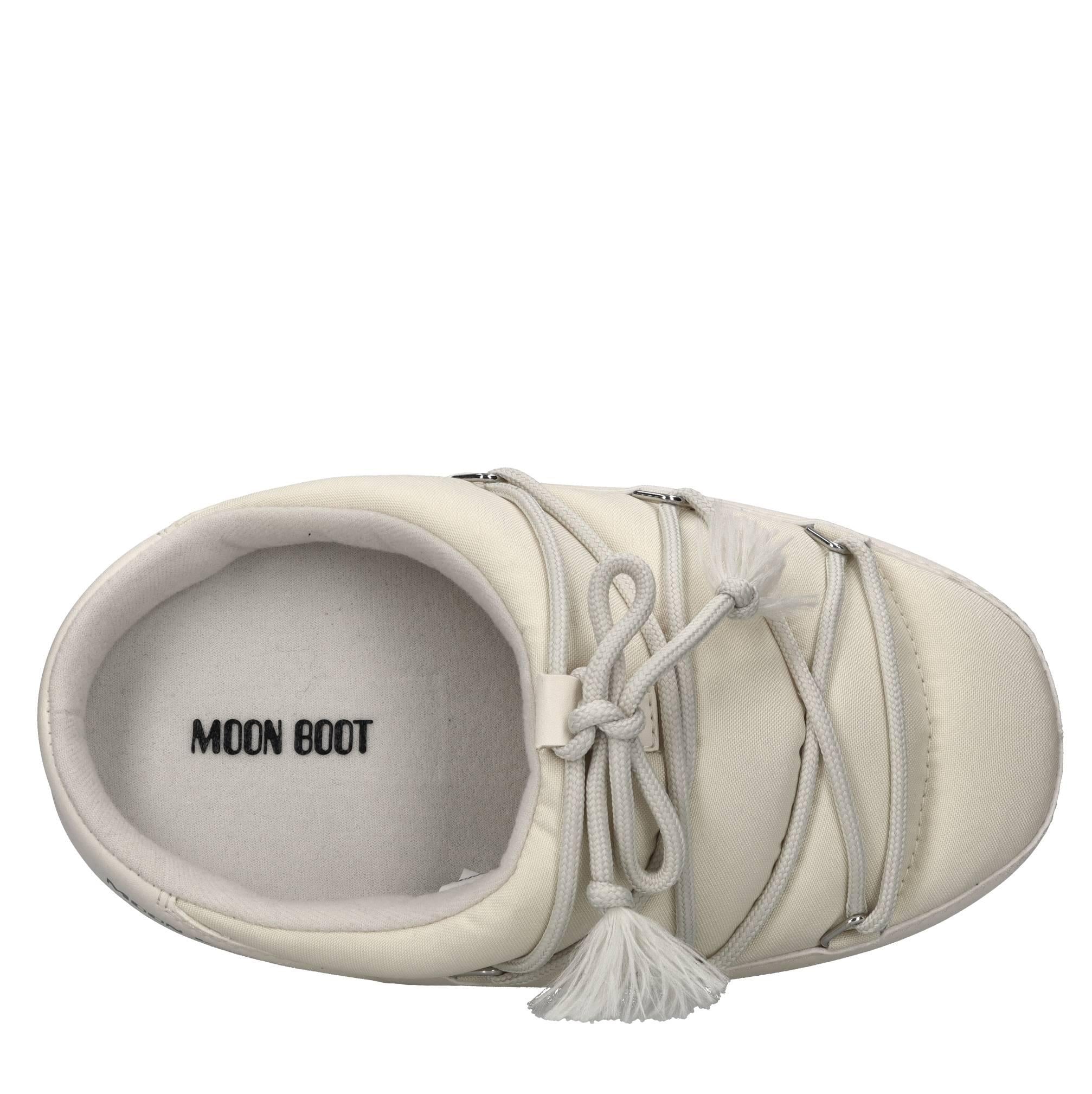 Mules in nylon idrorepellente ed ecopelle 