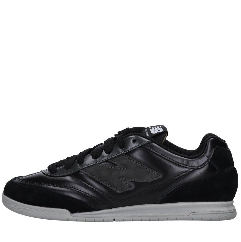 Sneakers in camoscio ed ecopelle 