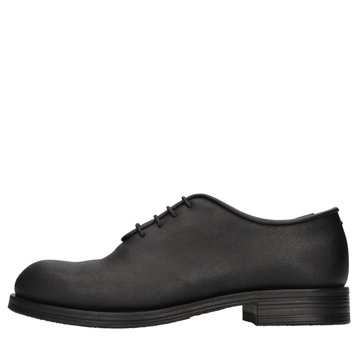 Stringate Jumpy in pelle 