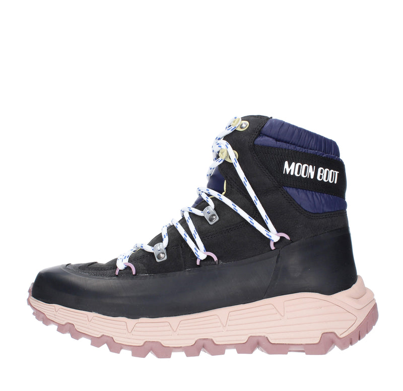 Scarponcini modello TECH HIKER di MOON BOOT, in nabuk e pelle scamosciata idrorepellente 