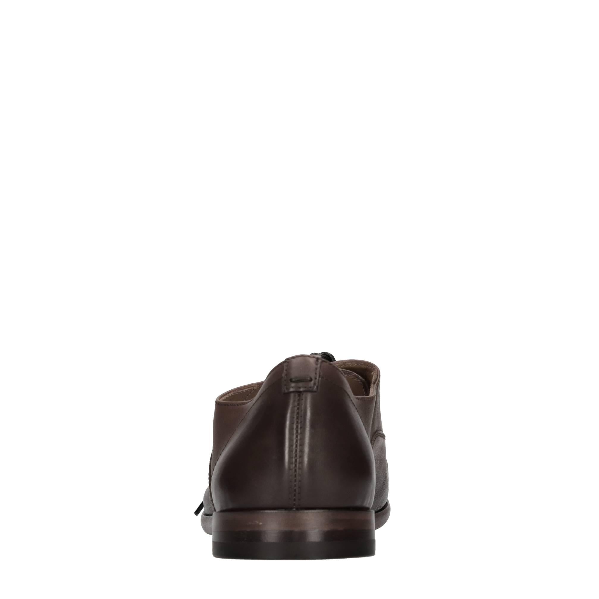 Stringate in pelle 