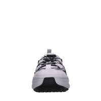 Sneakers in camoscio e tessuto 