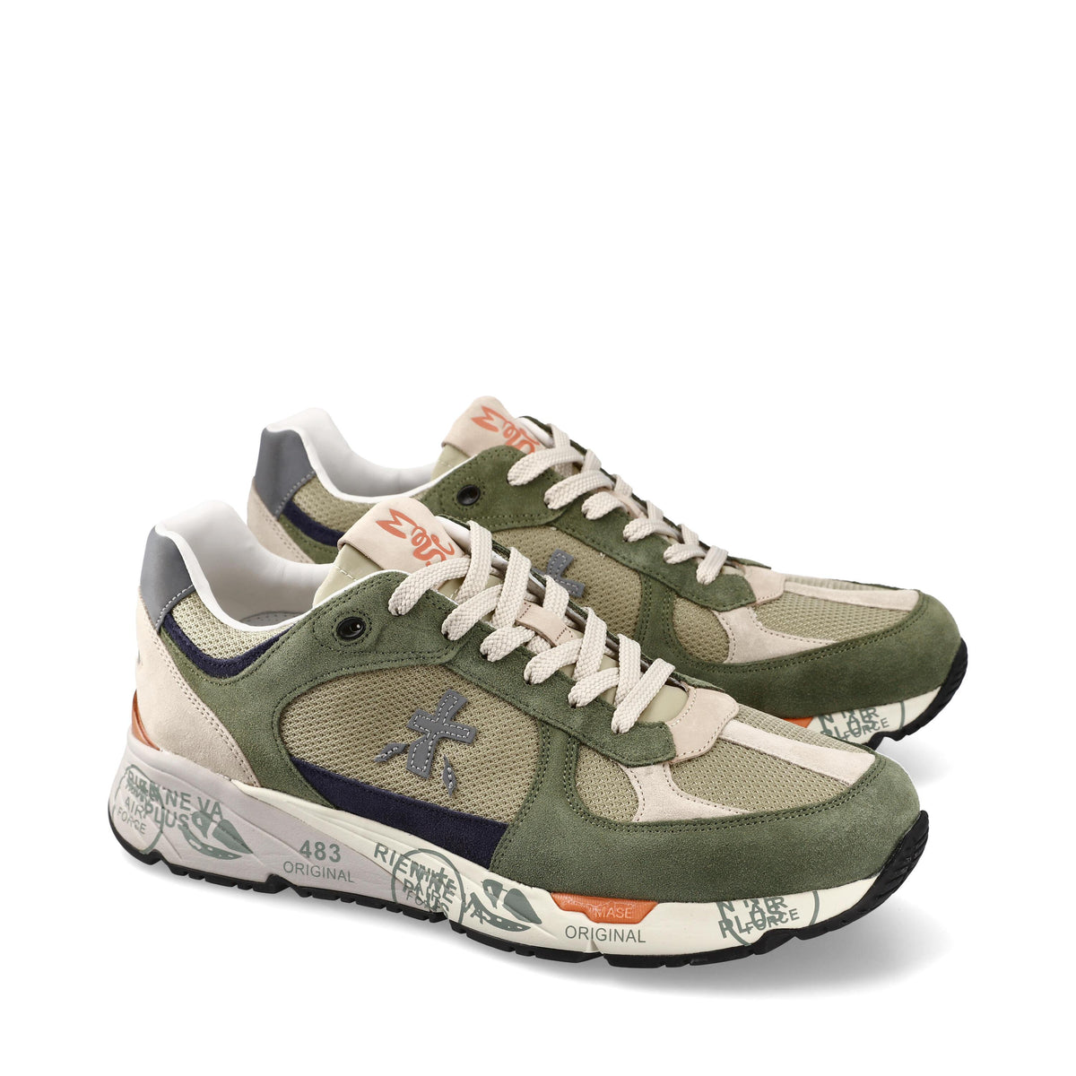 Sneakers in pelle scamosciata, tessuto e inserti in pelle 