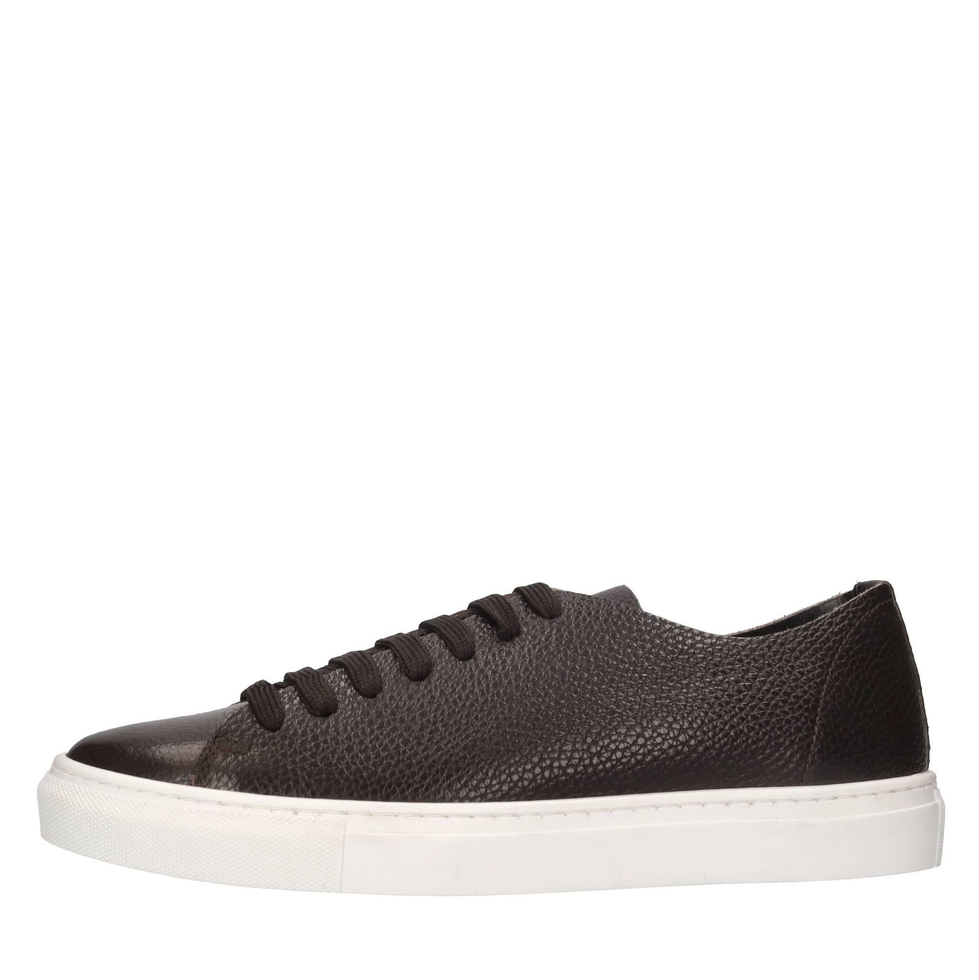 Sneakers in pelle 