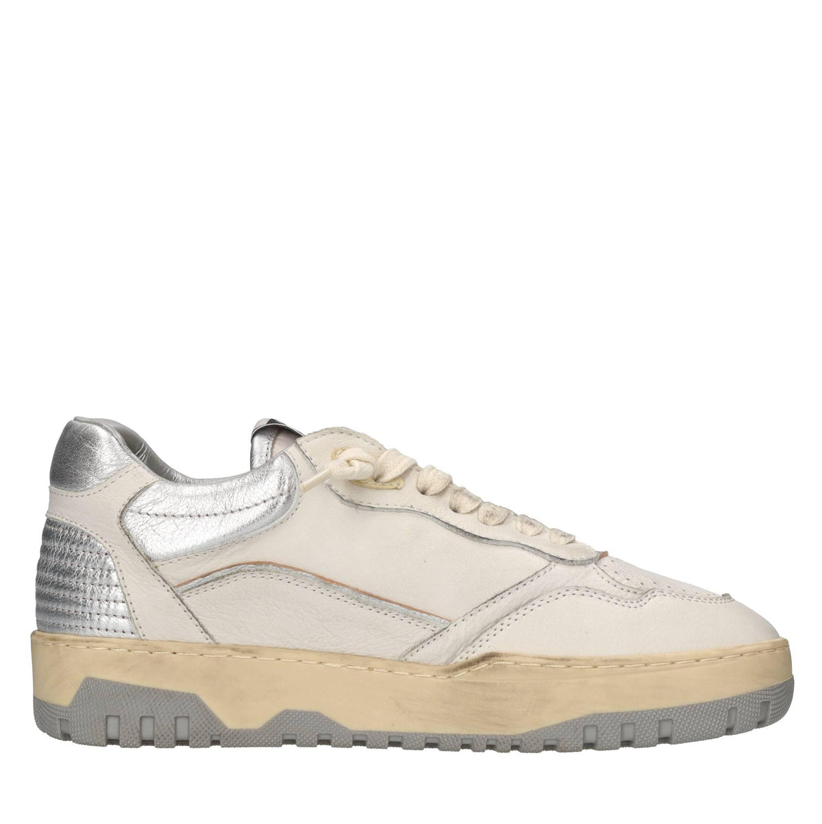 Sneakers in pelle 