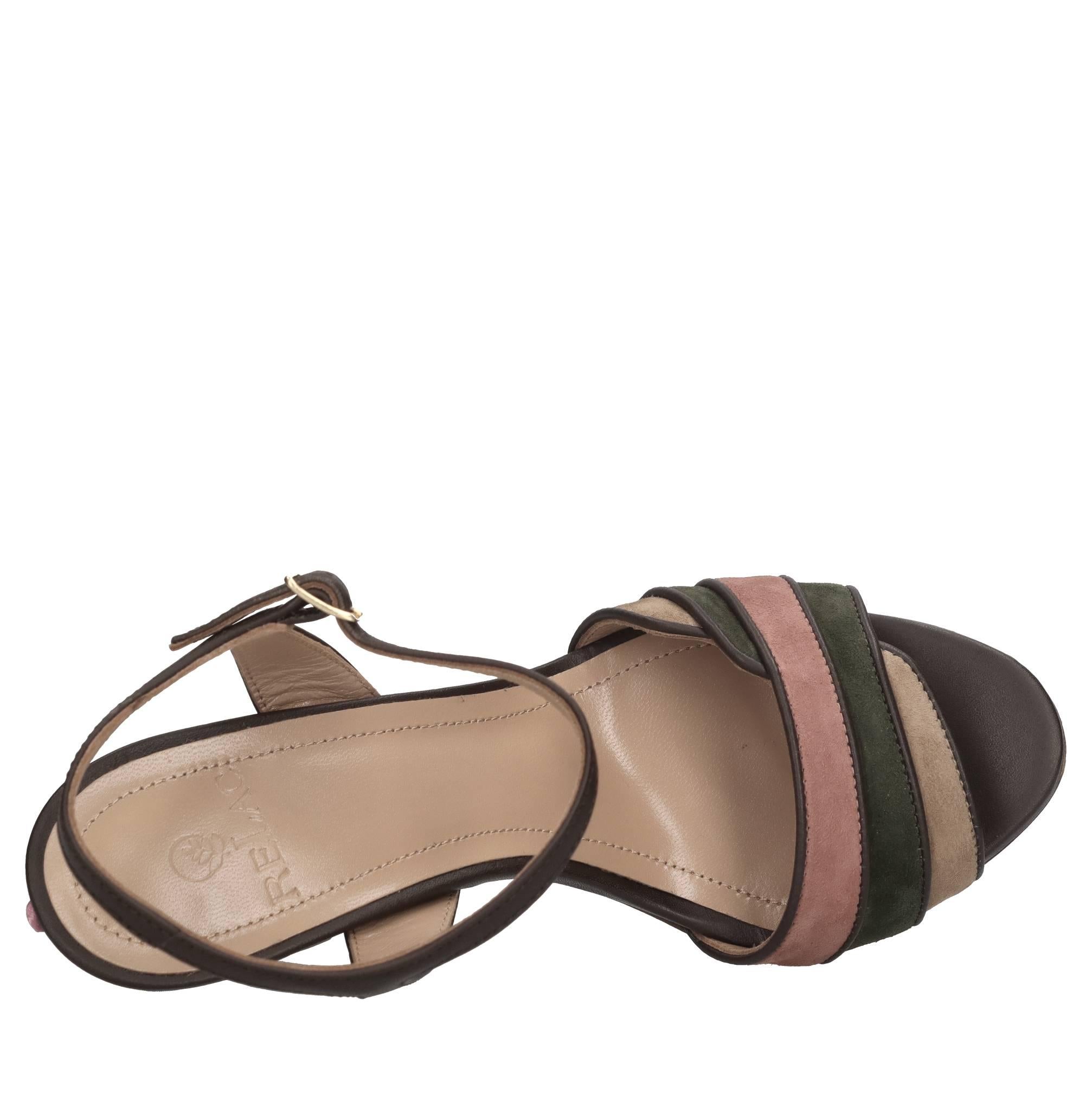 Sandali in pelle e camoscio 