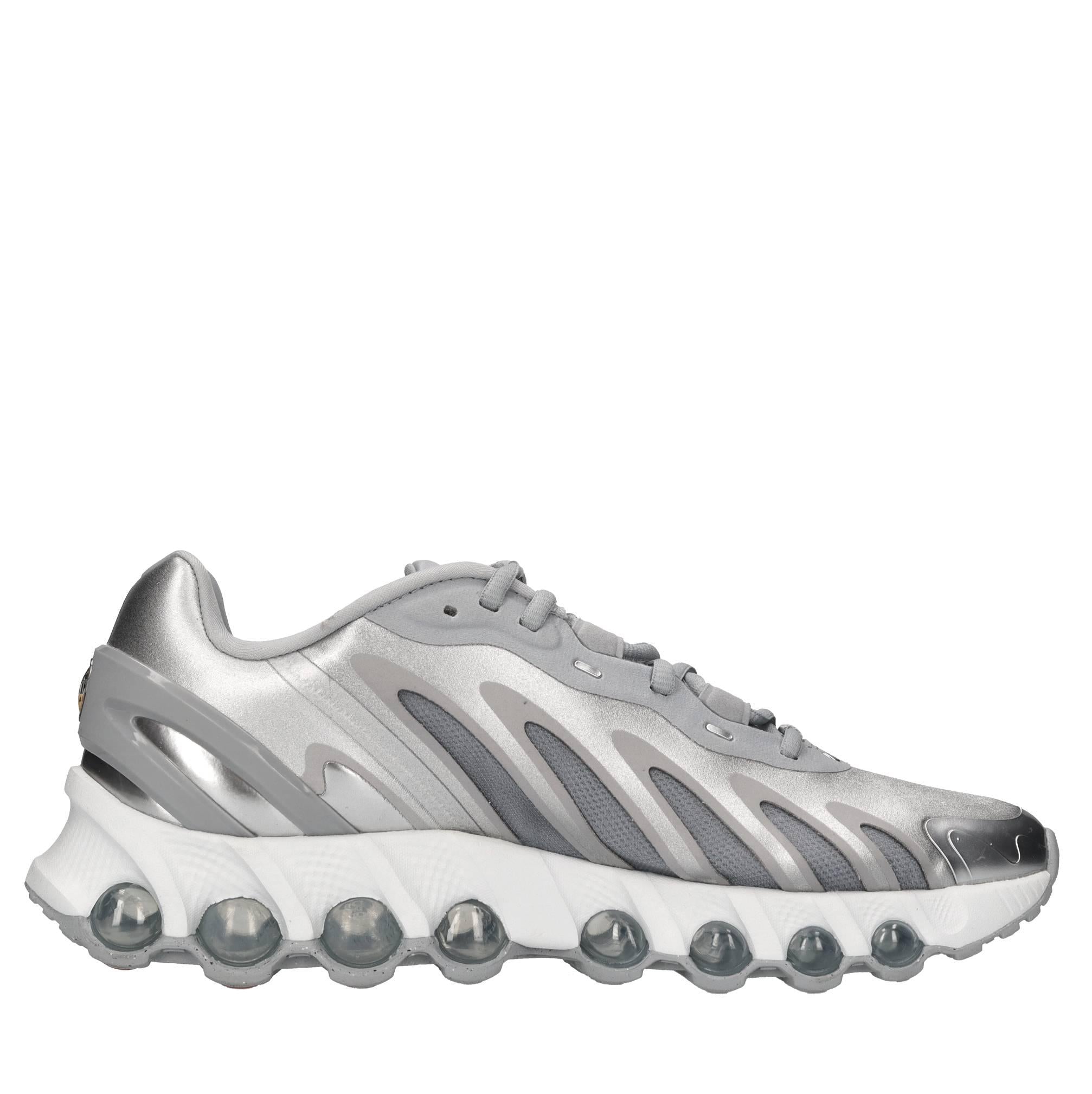 Sneakers  in ecopelle e tessuto 