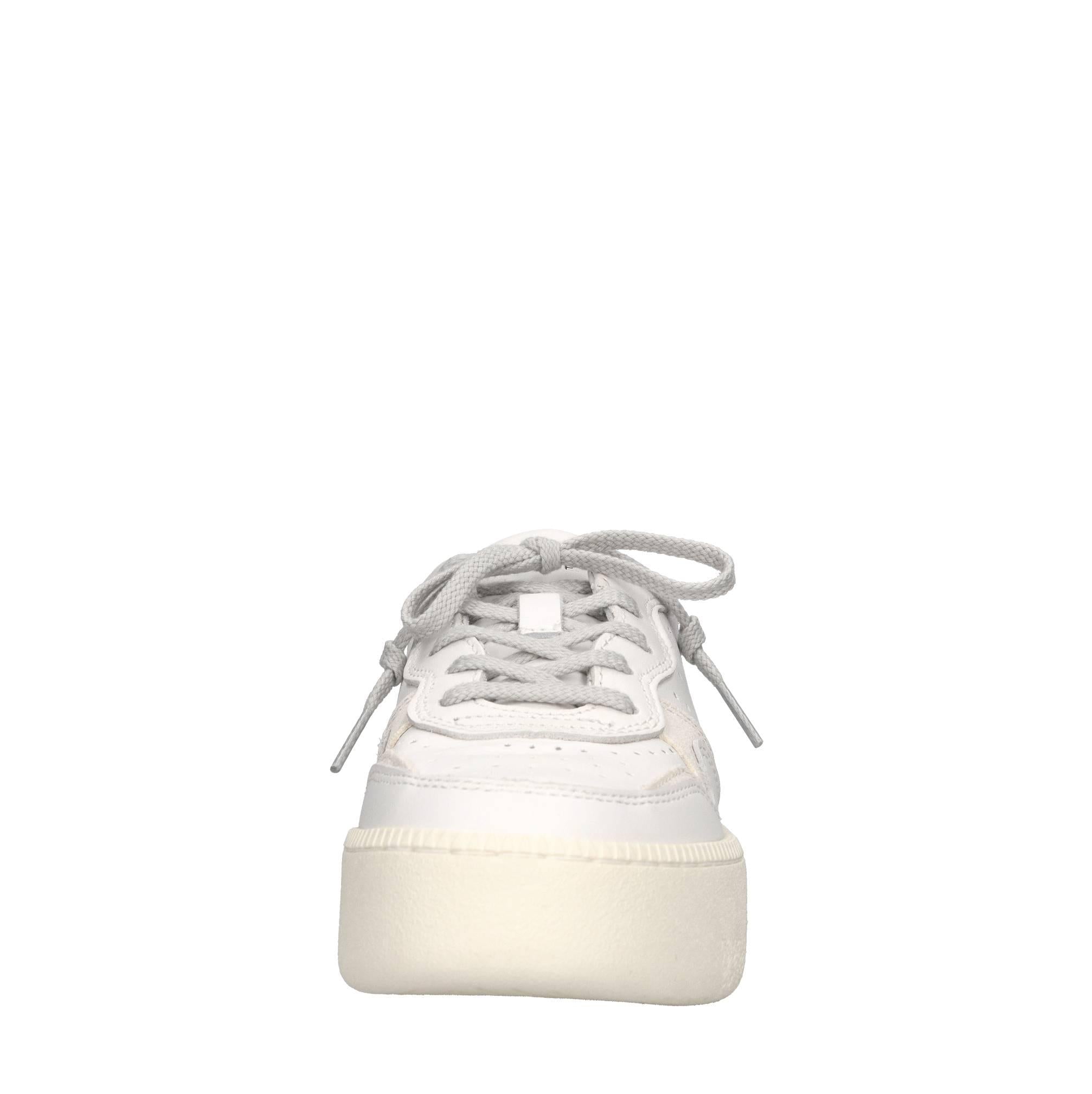 Sneakers in pelle 
