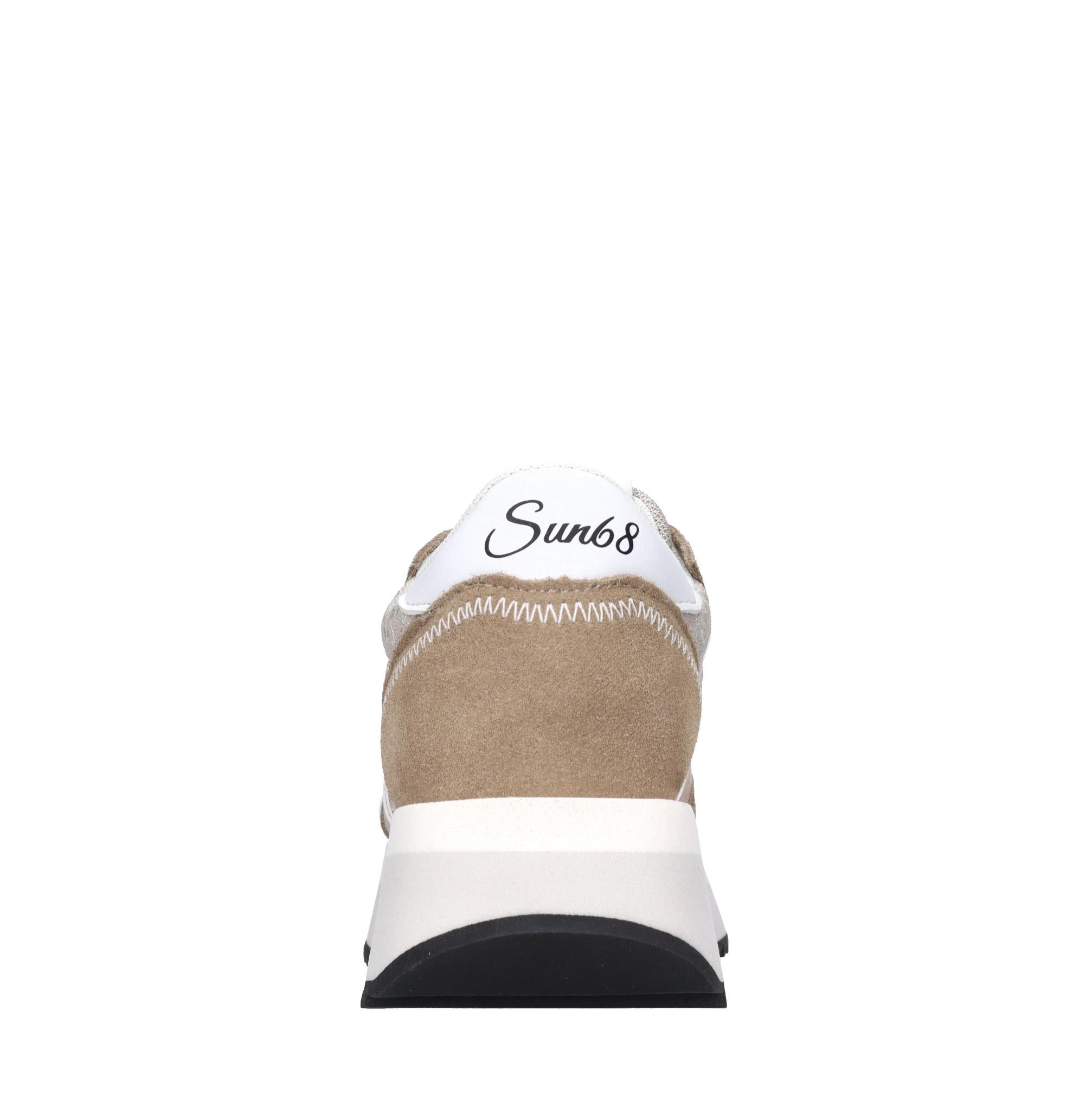 Sneakers in camoscio e tessuto 