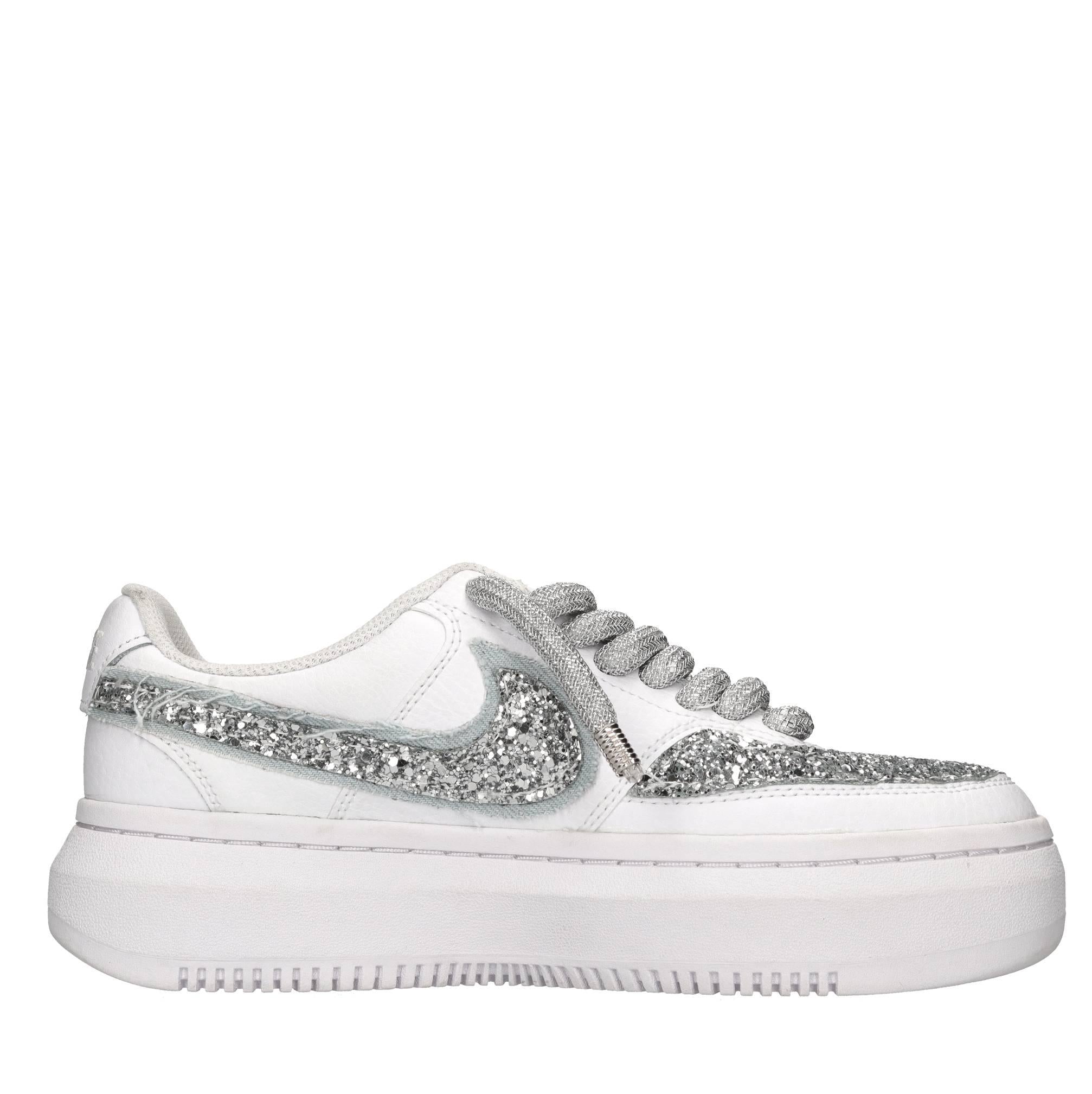 Sneakers in pelle 