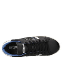 Sneakers in ecopelle. 