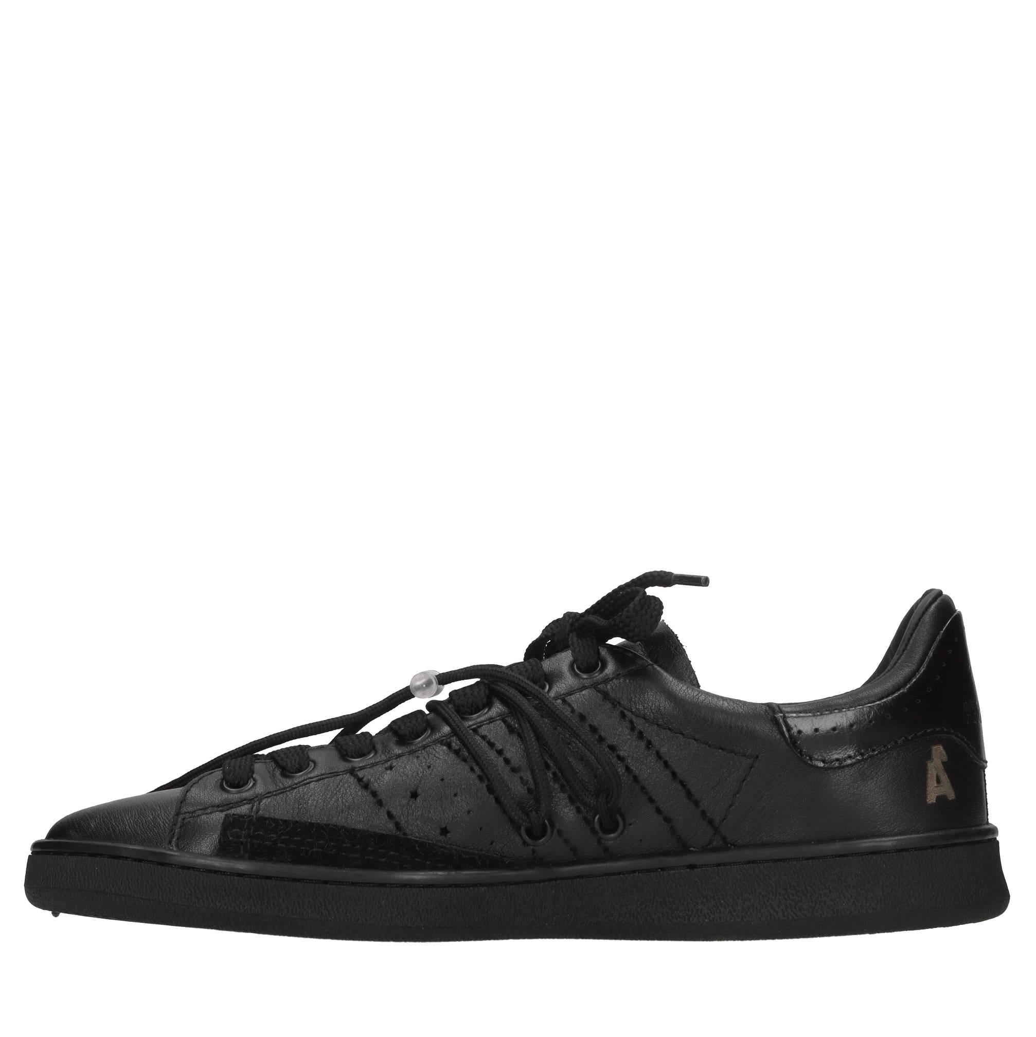 Sneakers in pelle 