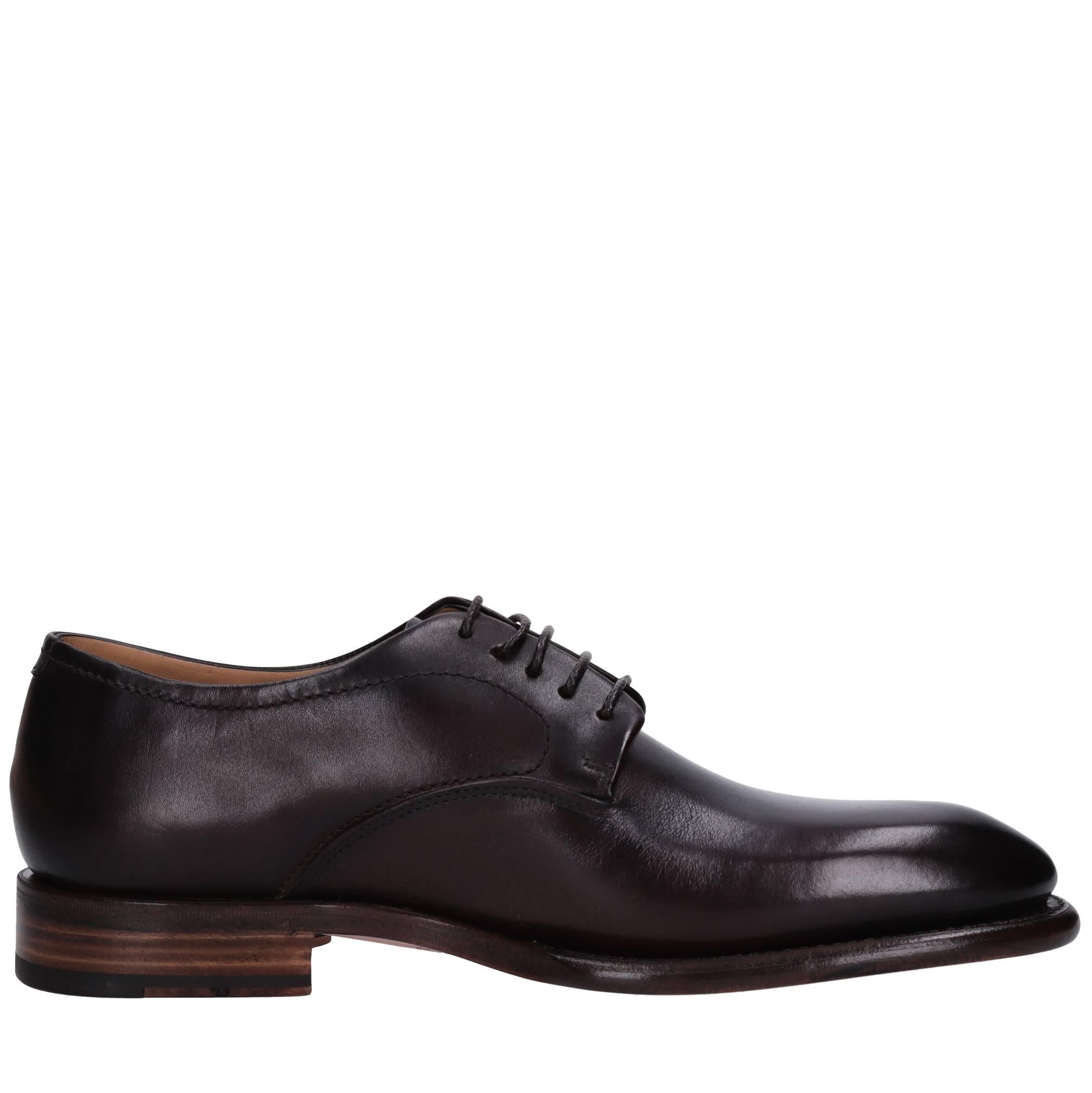 Stringate in pelle 