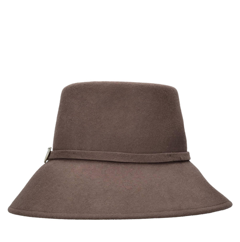 Cloche alta in feltro con cuore 