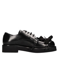 Stringate in pelle 
