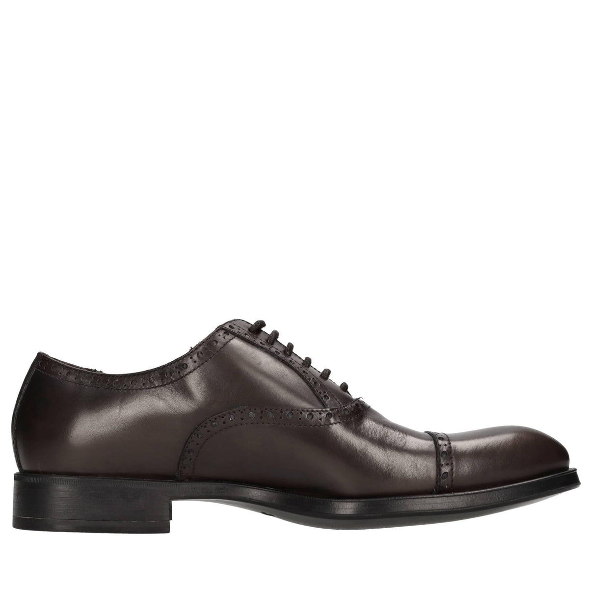 Stringate in pelle 