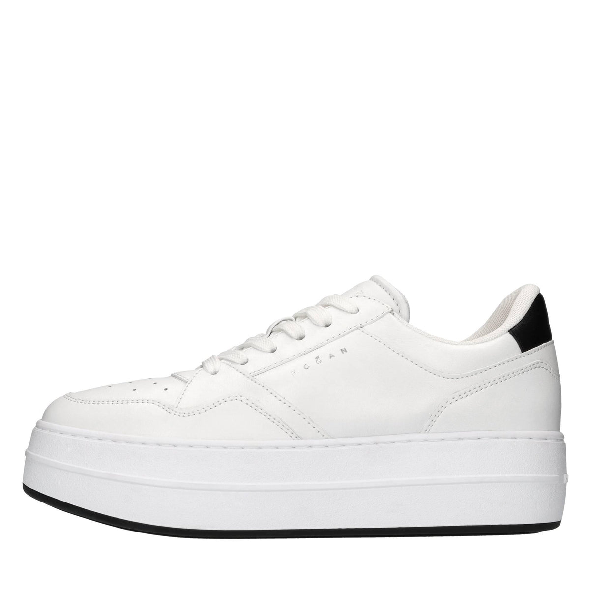 Sneakers in pelle 