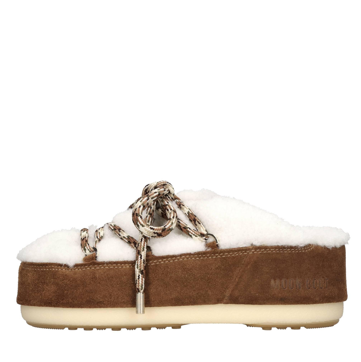 Mules in camoscio ed ecopelliccia 