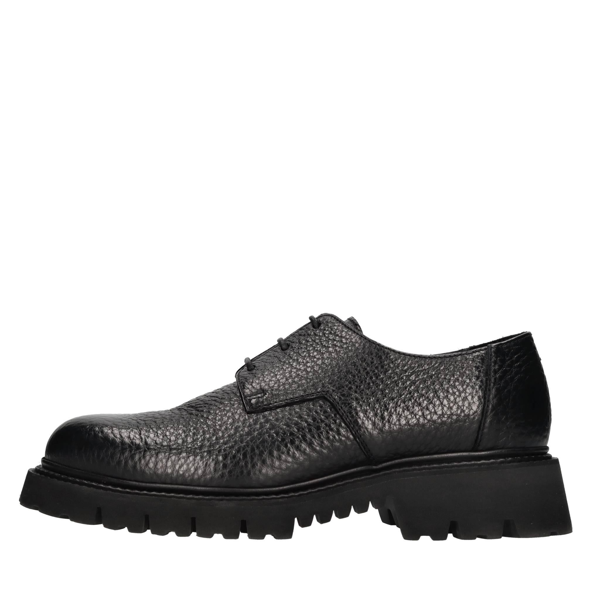 Stringate in pelle 