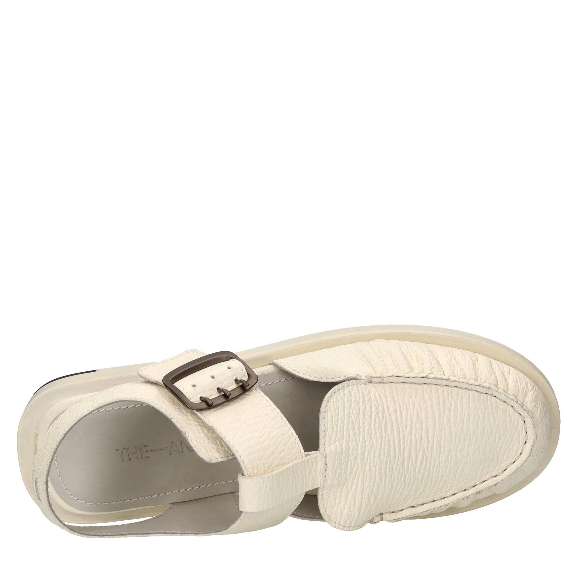 Sandali in pelle 