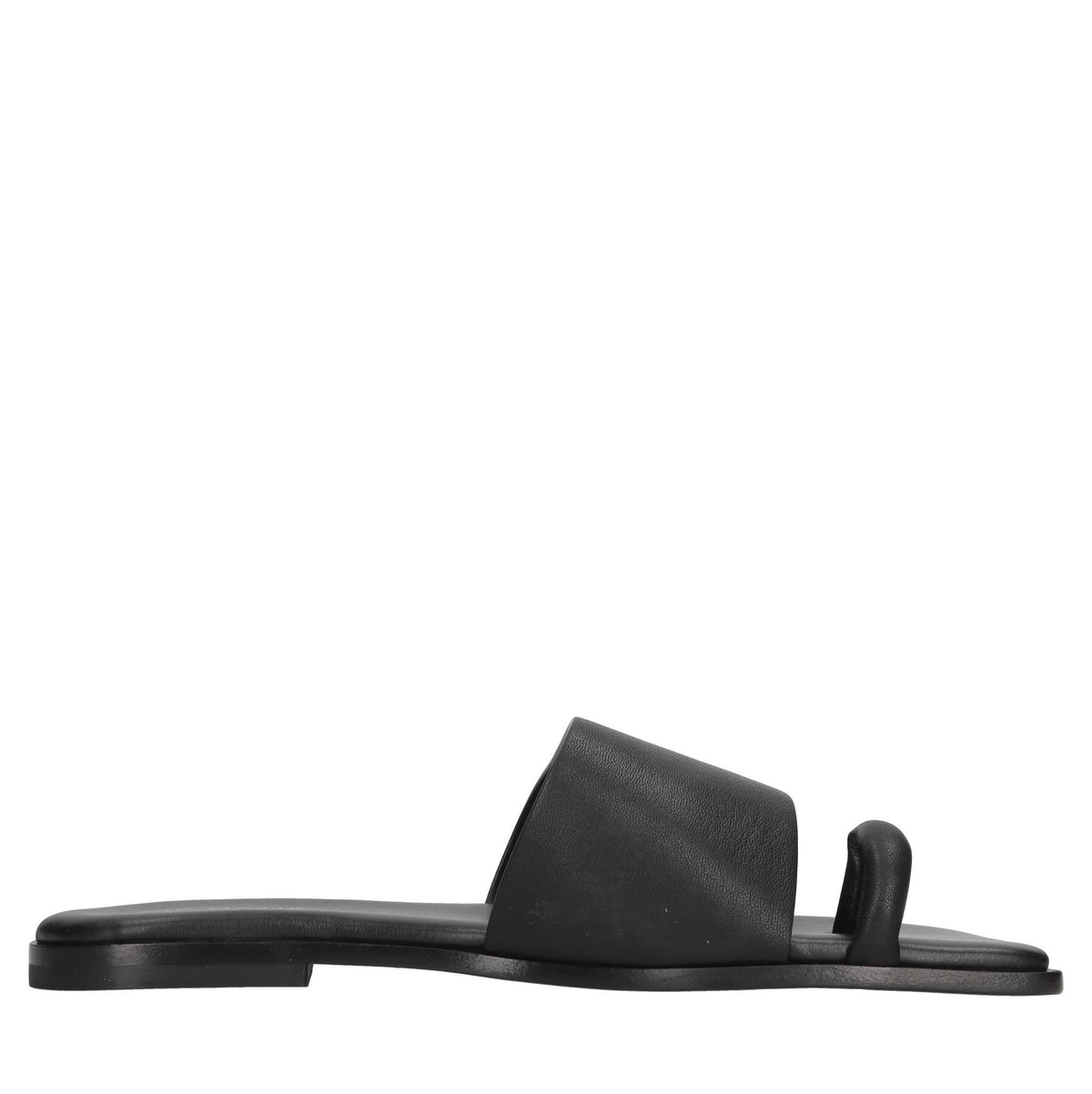 Flat in pelle 