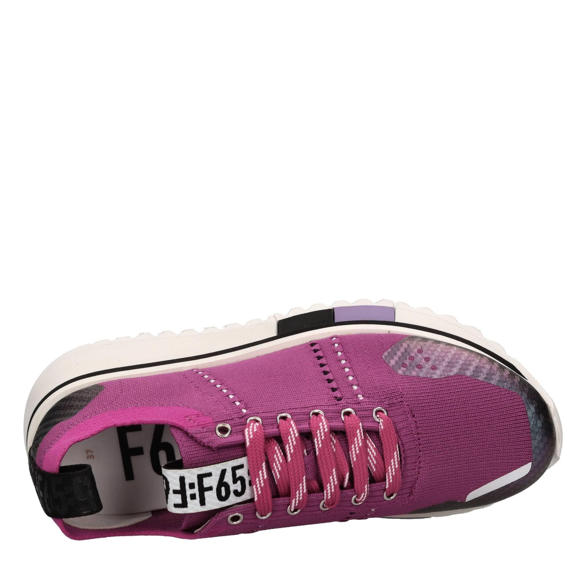 Sneakers in tessuto 