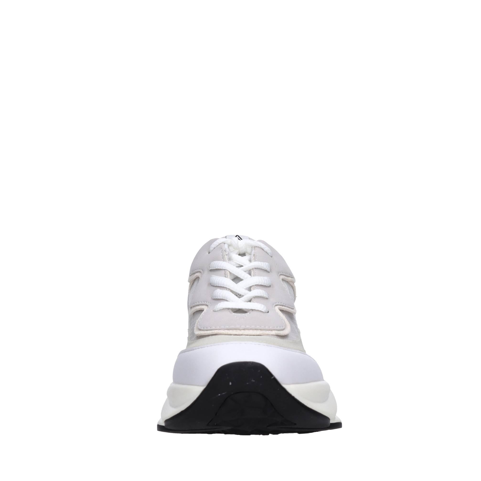 Sneakers in multimateriale 