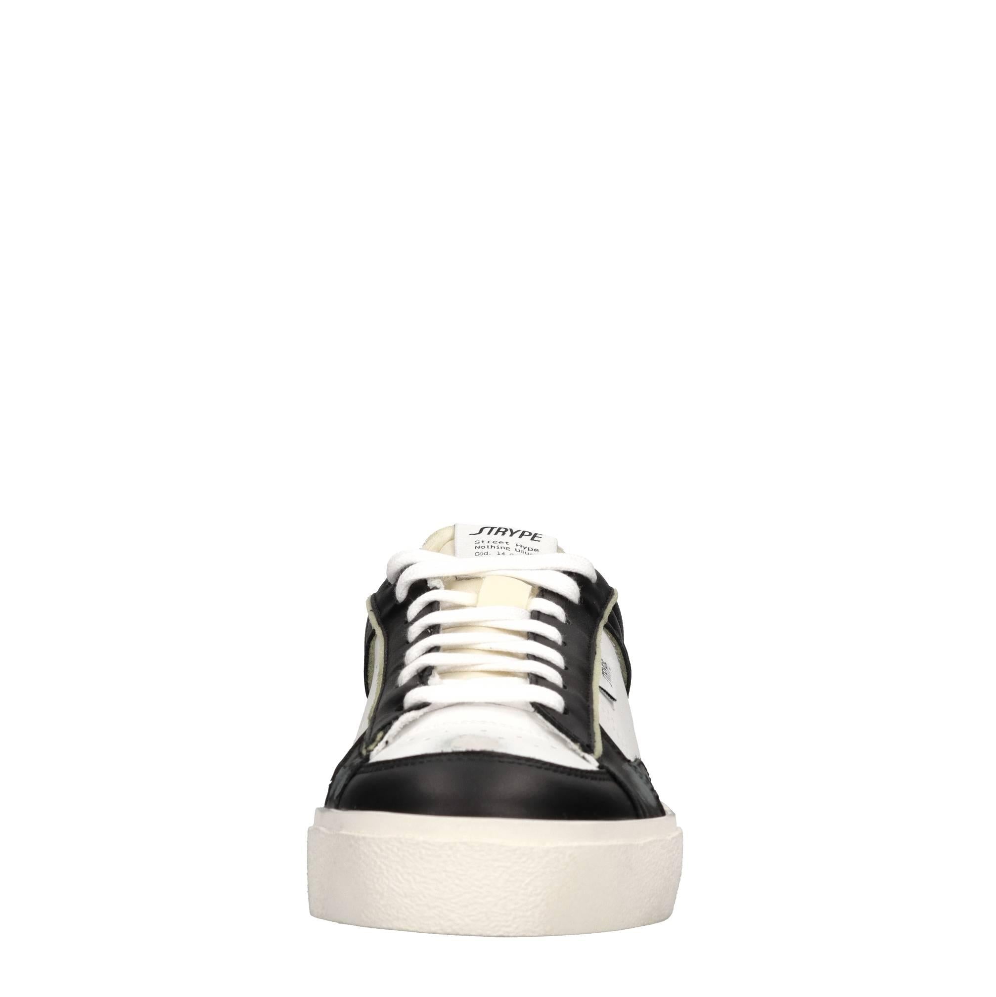 Sneakers in pelle e tessuto 